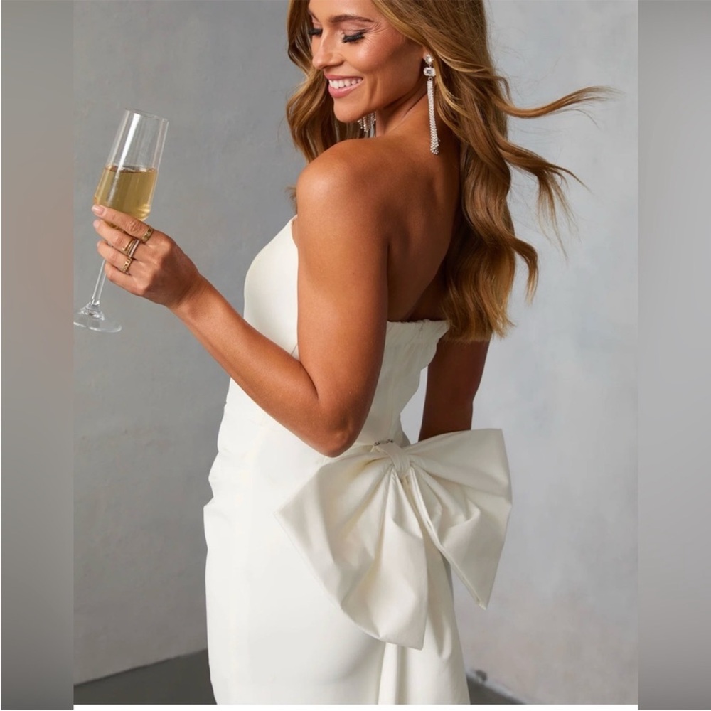 Vici White Strapless Mini Dress with Back Bow